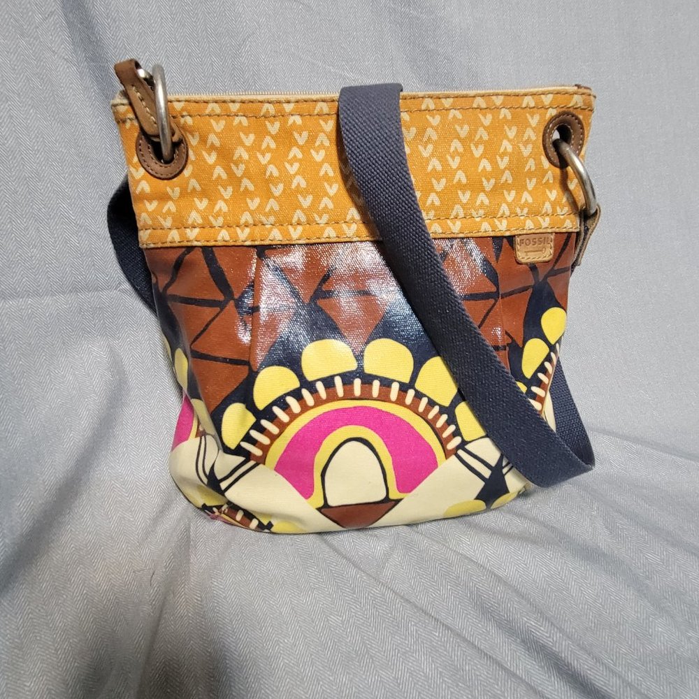 Fossil Key Per crossbody bag with bright yellow and orange floral pattern